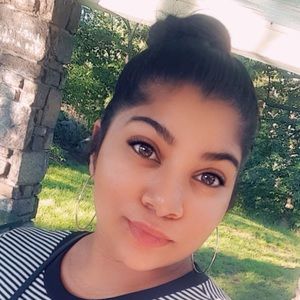 Meet your Posher, Carmel